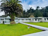Franz Josef Oasis Hotel Hotele w: 