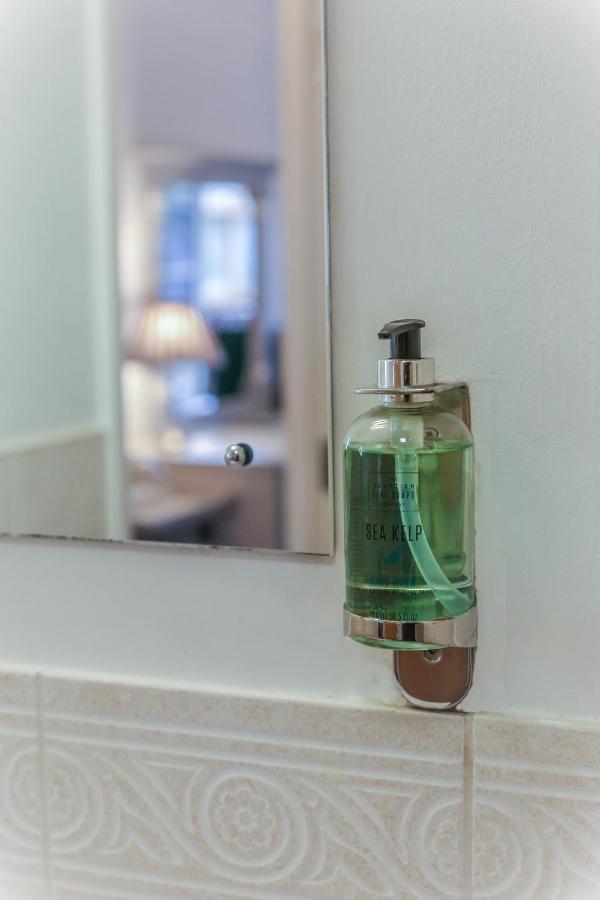 双人房（连通浴室）