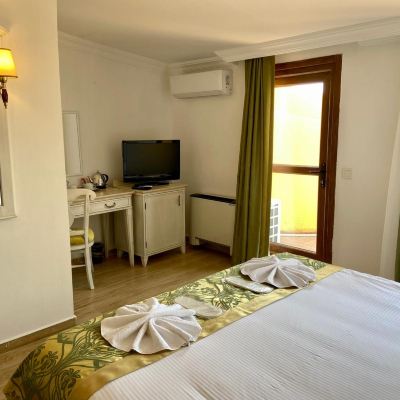 Deluxe Room Arena Hotel - Special Class Promo Code
