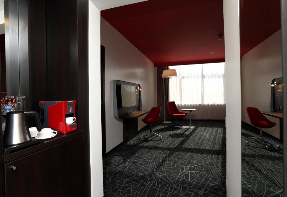 One-Bedroom Suite