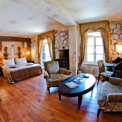 Superior Double Room Boutique Hotel Astoria Promo Code