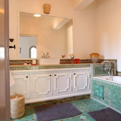 Quadruple Room with Bath La VIE en Rose Promo Code