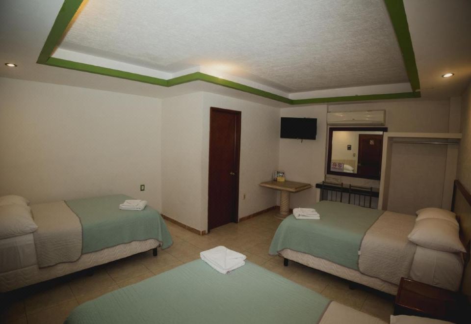 Nicte Ha CampecheSuperior Family Room