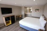 Days Inn by Wyndham Hemet