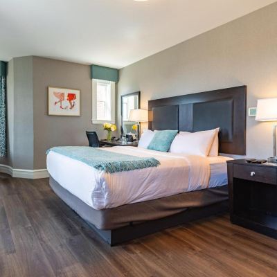 Superior Queen Room The Centennial Hotel Promo Code
