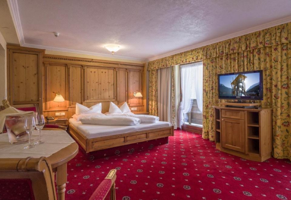 Mauracherhof Double Room With Balcony