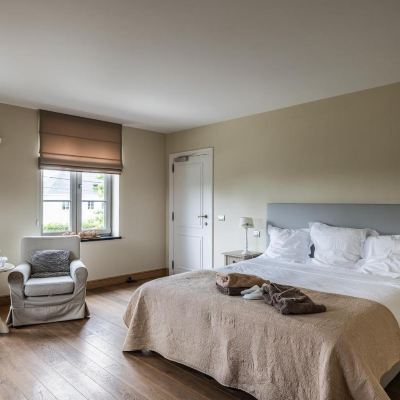 Deluxe Double Room La Cereza Promo Code