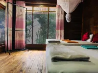 Ella Nature Nest