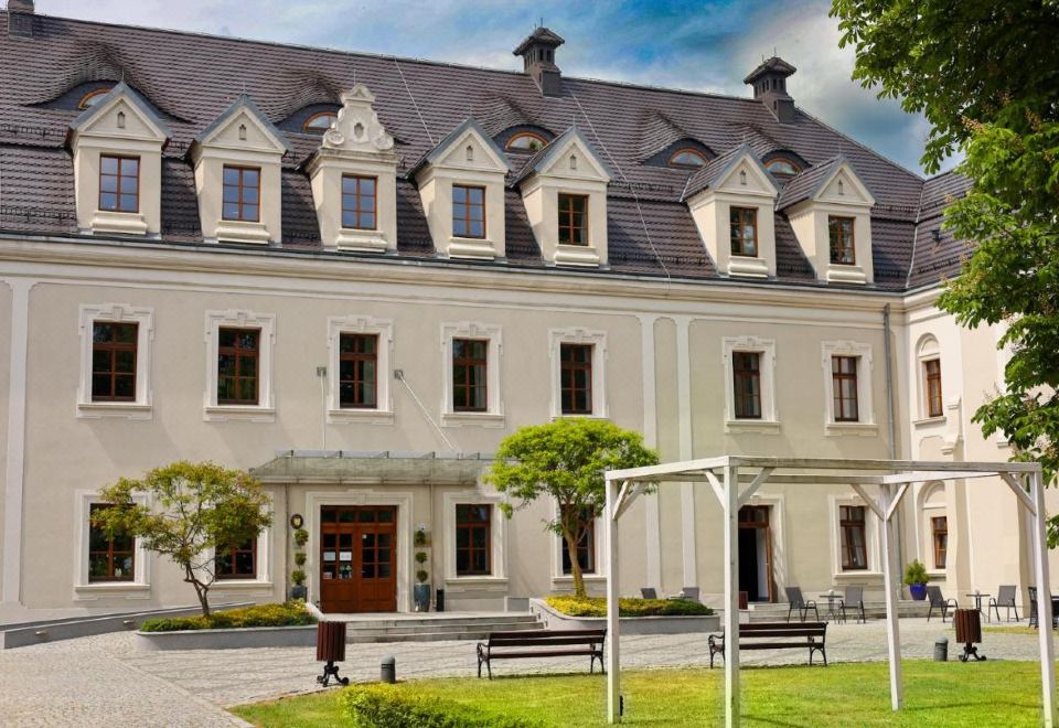 Hotel Zamek Lubliniec - Housity