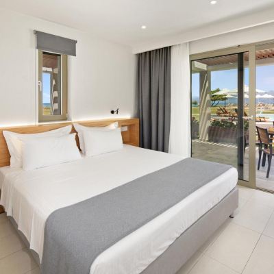 Deluxe Double Suite with Direct Sea View Thalassa Suites Promo Code