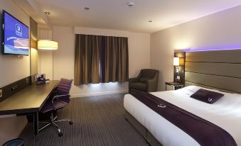 Premier Inn Dundee North