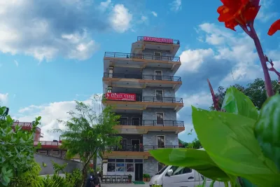 Hotel Yatri Hotel a 
