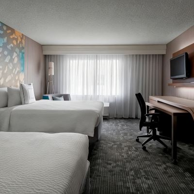 Room, 2 Queen Beds, Accessible (Mobility/Hearing Tub) Sonesta Select Tempe Downtown Promo Code