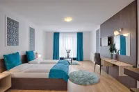 Triple M Hotel Hotel di 
