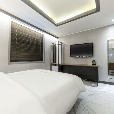 스탠다드룸 A 사파이어 모텔 순천 쿠폰