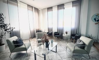 Hotel La Siesta - Housity