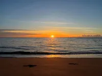 A Welcoming Beachfront 2BR/2BA, Vacation Home, W/D, AC, STEPS TO BEACH!