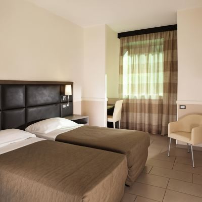 Superior Double Room Hotel Artis Promo Code