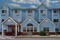 Microtel Inn & Suites by Wyndham Lillington / Campbell Univ Hotels in Lillington