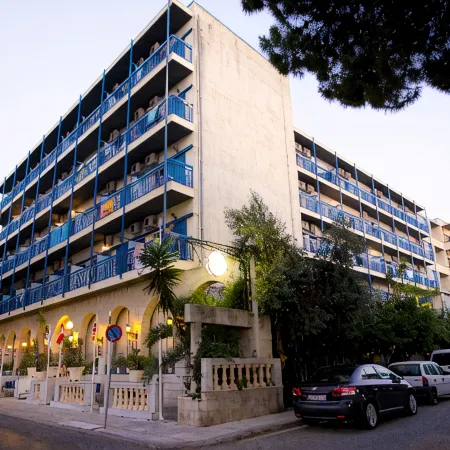 Blue Lagoon City Hotel