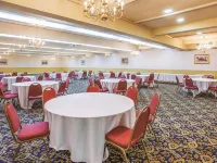 University Inn & Suites Berkeley Hotels in Berkeley