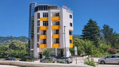 Alvero Hotel Hotels in 