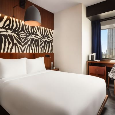 Empire State View Queen Hotel Hendricks Promo Code