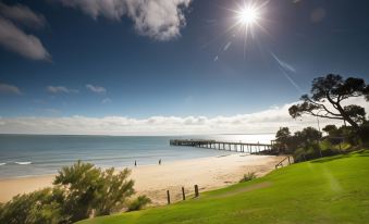 Phillip Island Towers