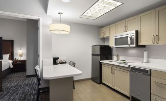 Homewood Suites by Hilton Columbus - Airport