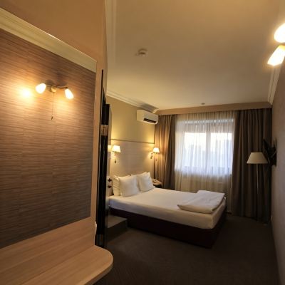 Deluxe Room Villa Diana Promo Code