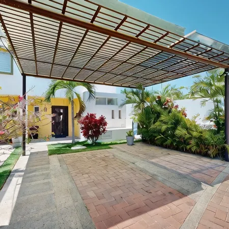 Los Amores II Charming 3 bedroom House in Gated Community with Private Pool.