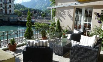Hotel Central Continental - Housity