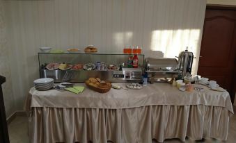 Hotelik Pod Lwami - Housity