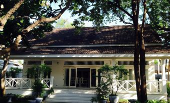 Baan Hua Hin 4 Bedroom Luxury Villa by the Ocean