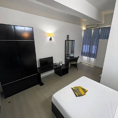 Bilik Deluxe Double Kupon OYO 44082 Kuala Melaka Inn