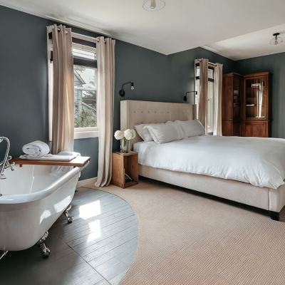 Deluxe Room, 1 King Bed, Non Smoking, Bathtub The North Branch Inn Promo Code