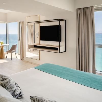 Deluxe Suite with Sea View Arrecife Gran Hotel & Spa Promo Code