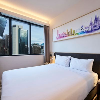 Compact Queen Room ibis Melbourne Central Promo Code