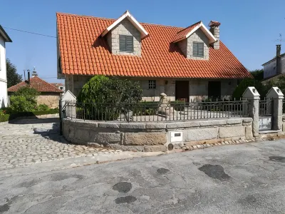 Giravillage - Vivenda com Piscina Privada na Serra da Estrela Hotel di 
