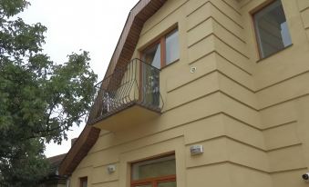 Pannonia Rooms and Apartments
