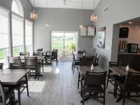 Super 8 by Wyndham Port Elgin Hotels in Bruce County