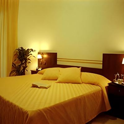 Standard Double Room With Air Conditioner Hotel Marabel Promo Code
