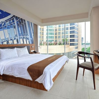 Super Deluxe Marvelous City View Midtown Hotel Surabaya Promo Code