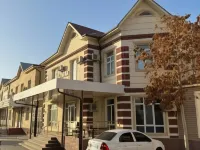 Ratmina Hotel Ξενοδοχεία στην πόλη Nukus