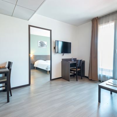 One Bedroom Double Apartment Zenitude Hôtel - Résidences Nîmes Centre Promo Code