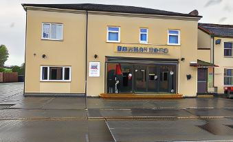 Halfway Hotel - Housity