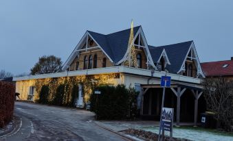 Akzent Hotel Alte Direktionsvilla Kupfermühle - Housity