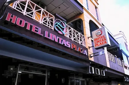 Lintas Plaza Hotel