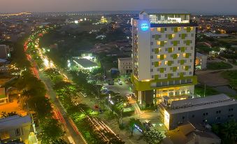 Hotel Dafam Pacific Caesar Surabaya