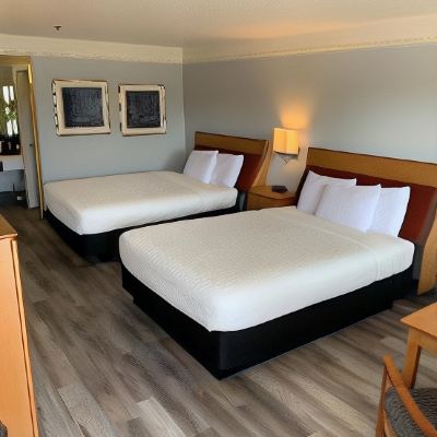 2 Queen Beds Room, Non-Smoking Seabird Lodge Promo Code